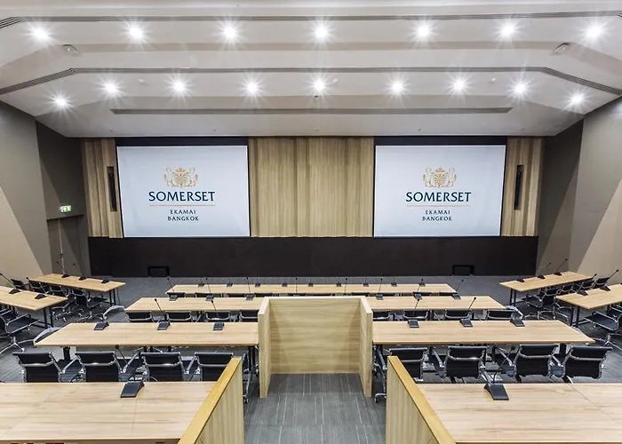 酒店 Somerset Ekamai